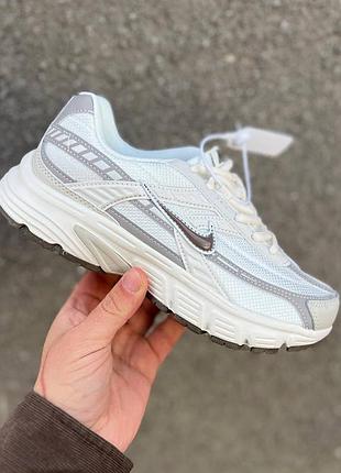 Кроссовки nike initiator найк инициатор бежево-коричневые для женщин легкие и комфортные
