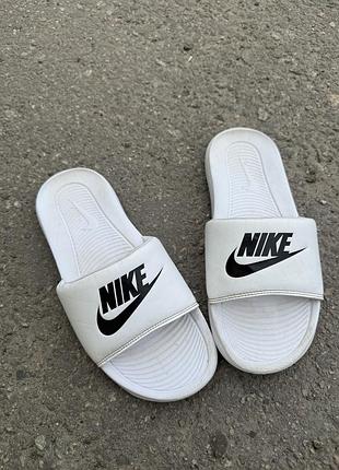Nike шлепанцы оригинал 39 размер тапочки
