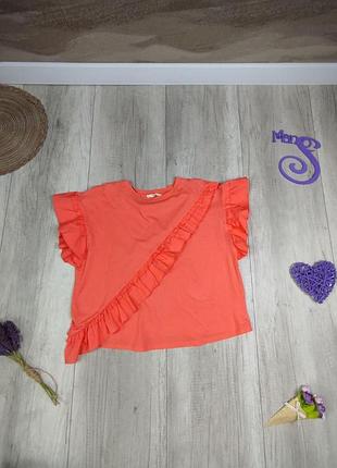 Женская футболка mango с оборкой кораллового цвета размер s (44)
