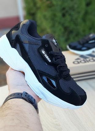 Adidas falcon чёрные на белой