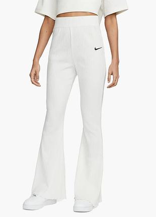 Urbanshop com ua брюки женские nike sportswear womens high-waisted ribbed jersey pants white dv7868-133 размеры запитуйте