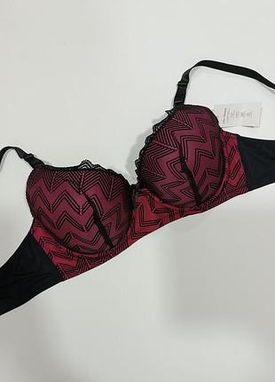 Бюстгальтер на поролоне 90d