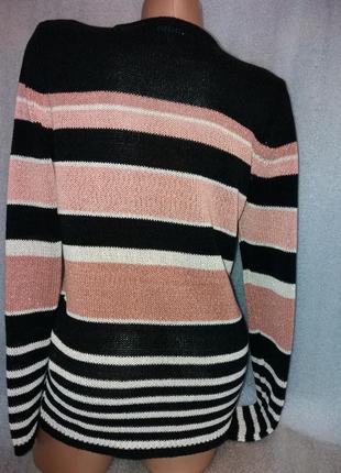 Красивый нарядный свитер в полоску3 фото