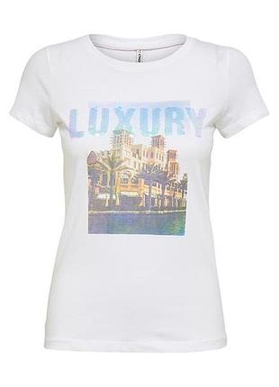 Футболка onllux life fit s/s top box jrs 15231606-bright white only xs білий 15231606-bright white