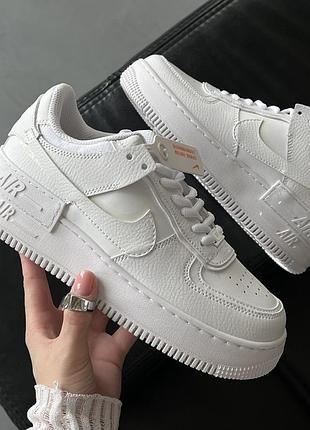 Кроссовки nike air force shadow брендовый стиль с ценой на 40% ниже. дефекты на фото.39й.