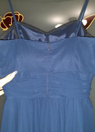 Шифоновое платье с удлиненной юбкой сзади.6 фото