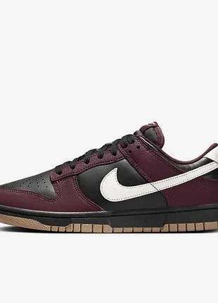 Женские кроссовки найк стильные оригинал nike w dunk low nn hm9658-600