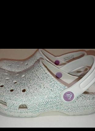Брендовые сабо с блестками crocs.
