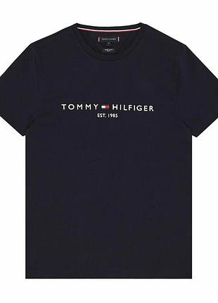 Базова стильна футболка з написом від бренду tommy hilfiger