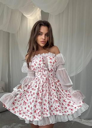 Нежное корсетное платье