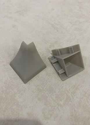 Угол внешний плинтус для столешницы 56 серый el-mech-plast