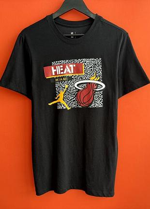 Nike jordan nba оригінал чоловіча футболка розмір s
