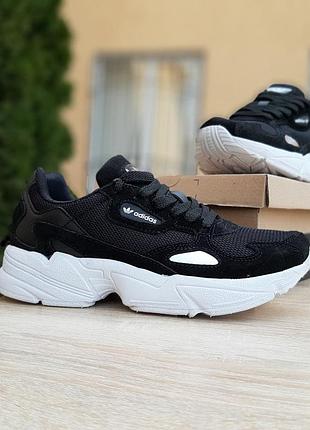 Adidas falcon чёрные на белой