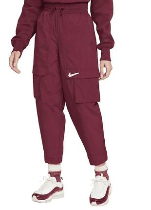 Urbanshop com ua женские брюки nike sportswear swoosh women's mid-rise woven dr5622-638 (оriгинал) размеры запитителяйте