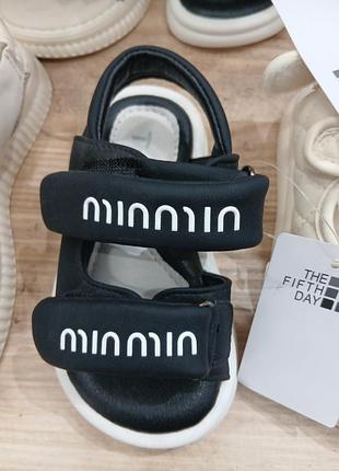 Босоножки детские min min