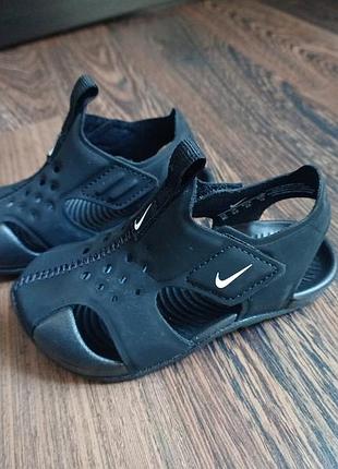 Nike дитячі сандалі