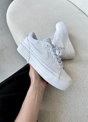 Белые женские кроссовки nike court legacy lift white х корт 36