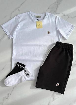 Мужской летний костюм футболка и шорты moncler черный (носки в подарок) комплект монклер на лето m