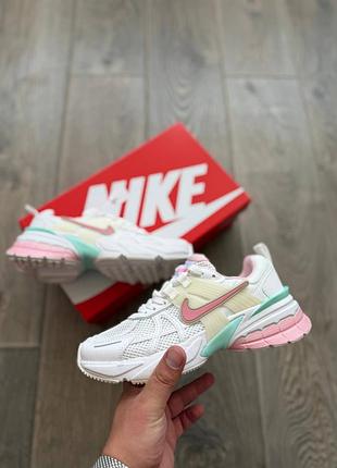 Nike v2k runtekk white pink mint