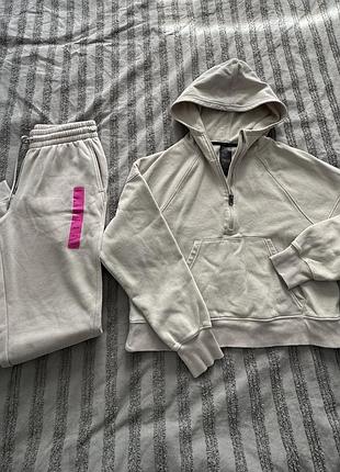 Спортивный костюм р.xs-s