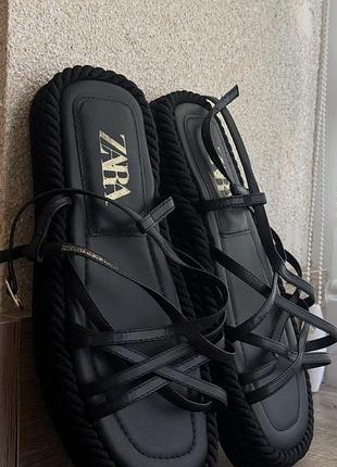 Стильні босоніжки/sandals від zara
