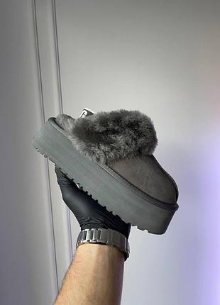 Женские серые слипперс ugg funkette slipper platform grey х функет 36
