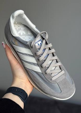 Жіночі кросівки adidas originals sl 72 cipi