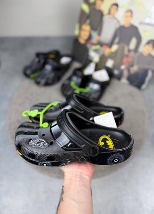 Crocs  batman  batmobile 2