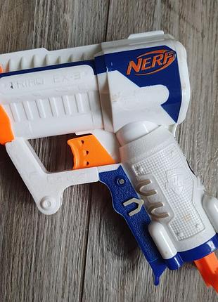 Бластер нерф элит триад hasbro