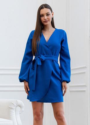 Изящное короткое коктейльное платье на запах с длинным рукавом april, синее s