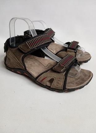 Босоножки pavers