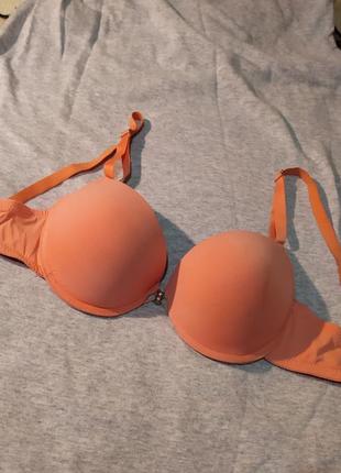 Бюстгальтер персикового цвета с плотным push-up
