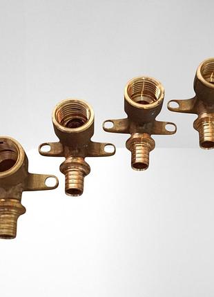 Угольник настенный rehau rautitan mx 16-1/2" вр