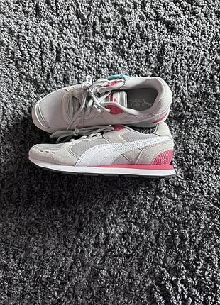 Оригінальні кросівки puma