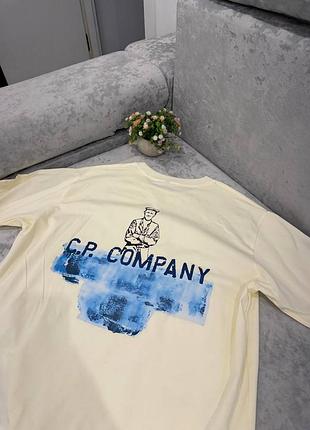 Футболка от бренда c.p company