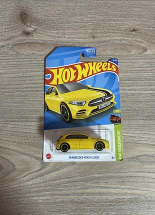 Hot wheels mercedes a-class жовтий мерседес а-клас хотвілс