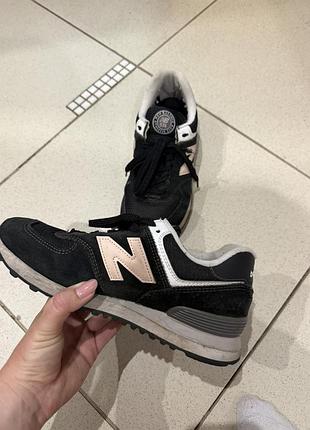 Кросівки жіночі new balance чорні 39