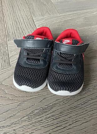 Кроссовки nike 23,5 14.5 см