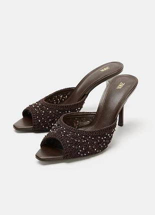 Мюли из блестящей ткани zara