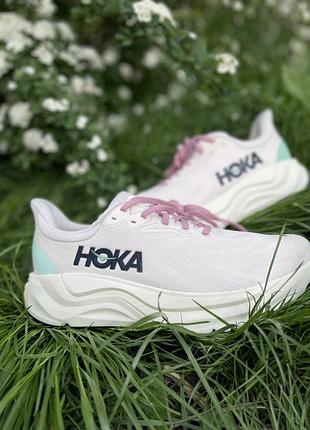 Кросівки жіночі. ( оригінал) hoka w arahi 8 1168711.