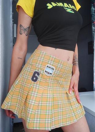 Міні спідниця в складку плісе шкільна в клітинку urban outfitters