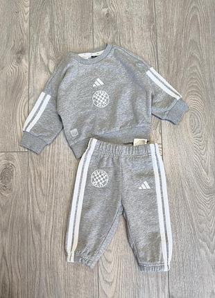 Костюм adidas 68cm.3-6m.