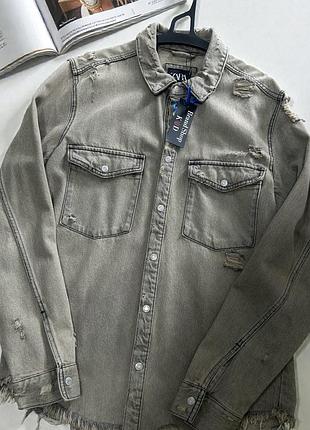 Чоловіча джинсова рвана сорочка zara