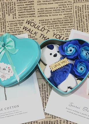 Подарунковий набір мило з троянд love you 3 троянди з мильними пелюстками і мишка в коробочці синій магія у