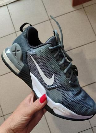 Шикарные nike air max мужские 44 гг