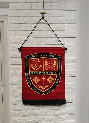 Wizarding world of harry potter universal studios gryffindor вимпел банер текстиль гарі поттер гріфіндор гарри потер гриффиндор вымпел герб