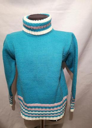 Полушерстяной свитер