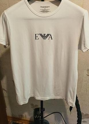 Оригинальная футболка emporio armani m размер.