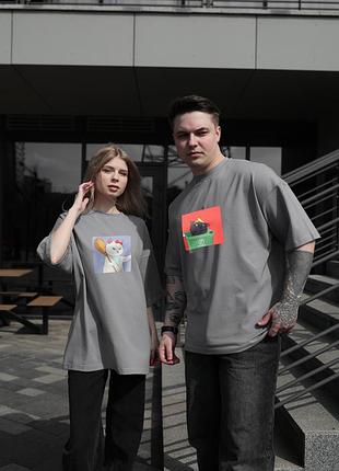 Парная футболка «киса с веником и кот в мусорнике»