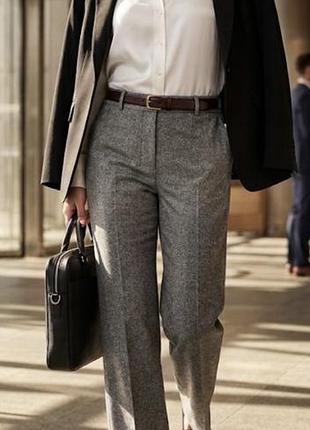 Премиальные шерстяные классические брюки немецкий бренд hugo boss оригинал натуральная шерсть 100% размер s,м